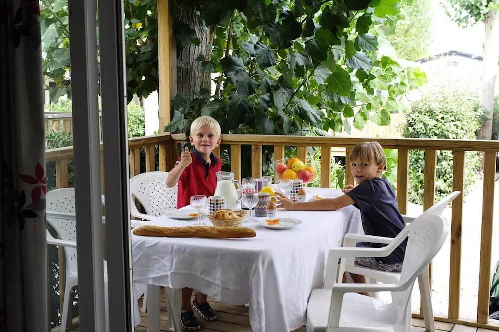 Mobil-Home Confort Calypso 3 Pièces 4/5 Personnes Climatisé in Grau-d'Agde, Agde