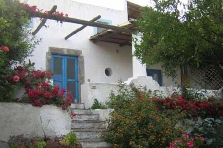 Location de vacances pour 4 personnes, avec Balcon et Jardin à Santa Marina Salina