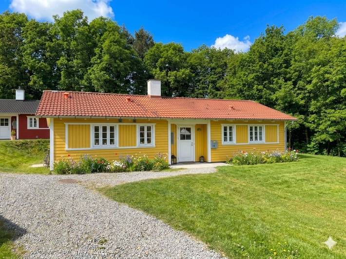 Ferienhaus für 8 Personen, mit Pool und Terrasse in Løjt