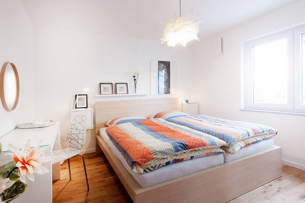 Ganze Wohnung, Moderne Ferienwohnung in Öhringen mit idealer Anbindung zur Autobahn in Öhringen, Hohenlohe