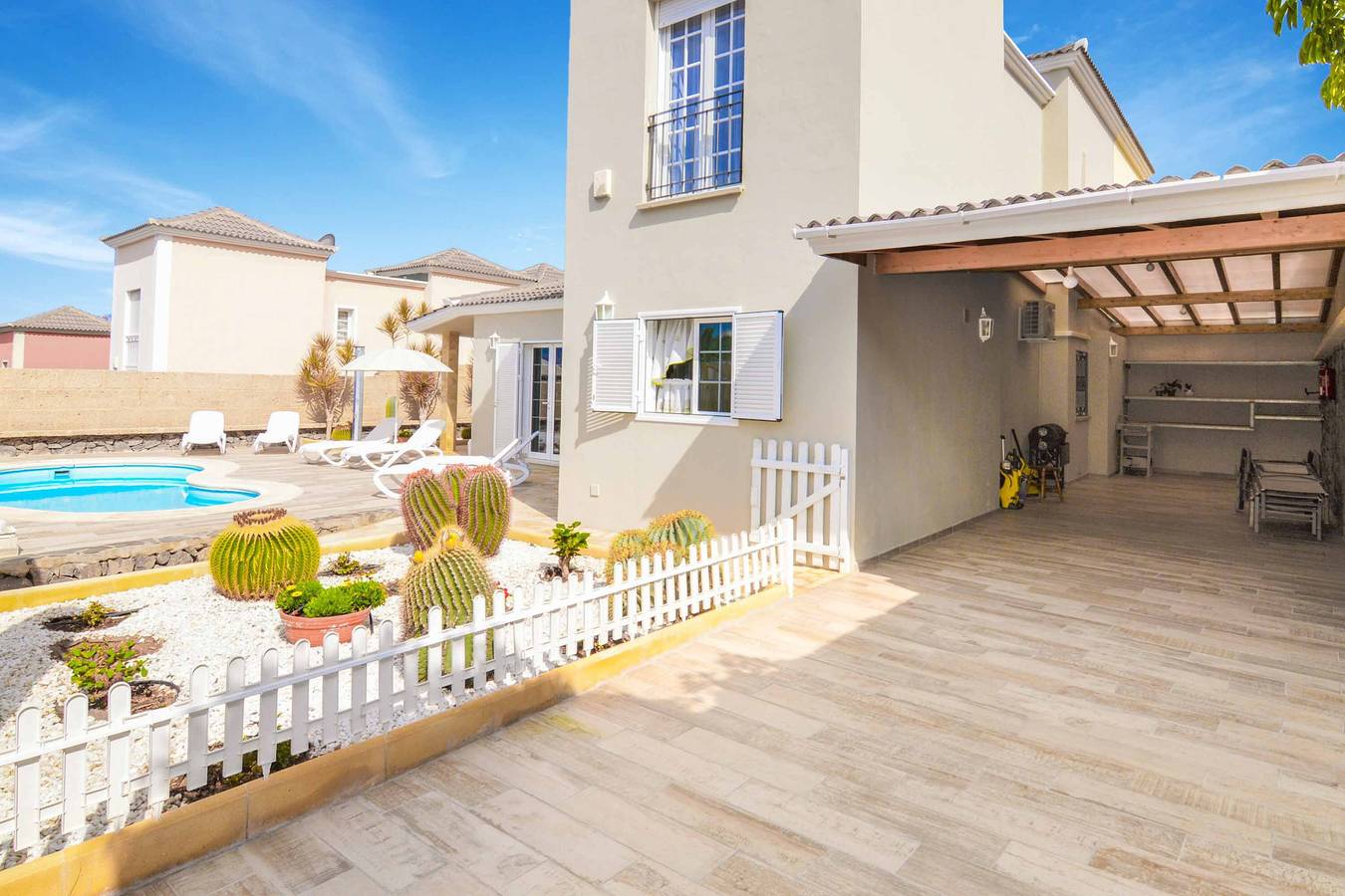 Villa für 6 Personen mit Terrasse in Miraverde, Adeje