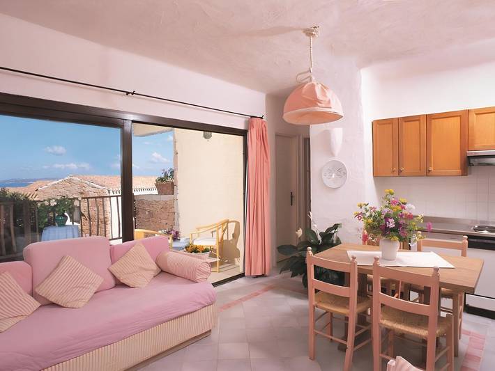 Appartamento per 5 persone, con Vista oceano e Balcone/Terrazza nonché Giardino a Baia Sardinia