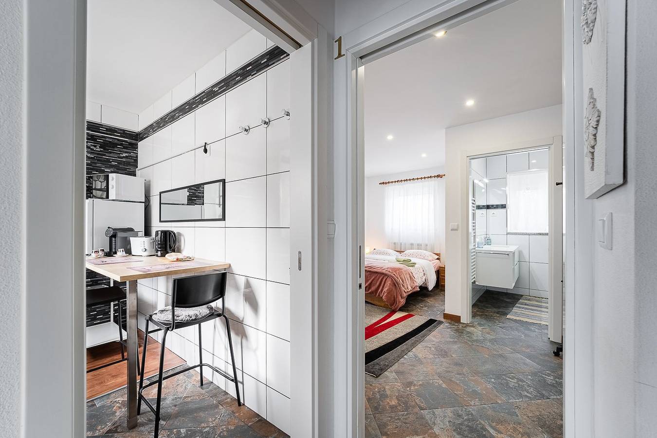 Ganzes Studio, Charming room near Douro Vineyards in Celeirós, Valo do Tua