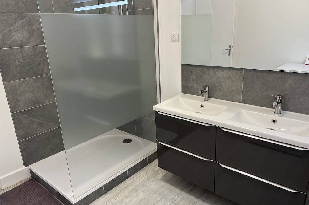 Gîte Aunay Bien Vue sur jardin privée in Aunay-sous-Auneau, Chartres region