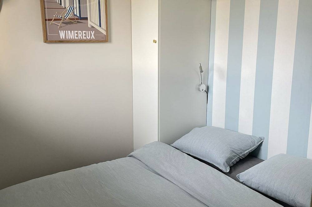 Entire apartment, Apartment Drc 50M from the sea in Sainte Cécile Plage, Camiers