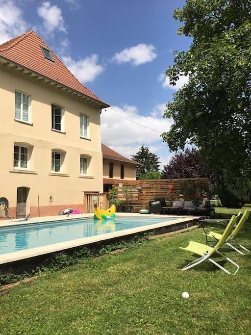 Gîte pour 2 personnes, avec piscine ainsi que jacuzzi et jardin à Buchères - 2