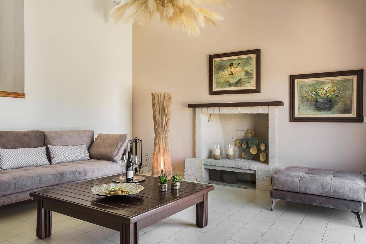 Malibu Superior Villa in Lassi, Argostoli