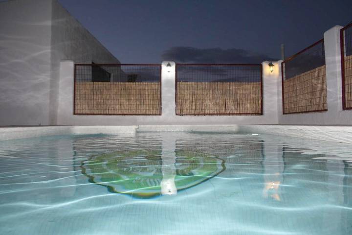 Casa rural para 22 personas, con jardín además de vistas y piscina, Familias con niños en Pruna - 3