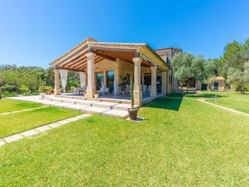 Villa in Pollença, Serra de Tramuntana für 8 