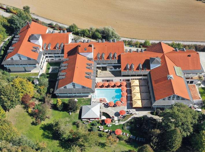 Hotel für 2 Personen, mit Balkon und Terrasse sowie Whirlpool und Garten