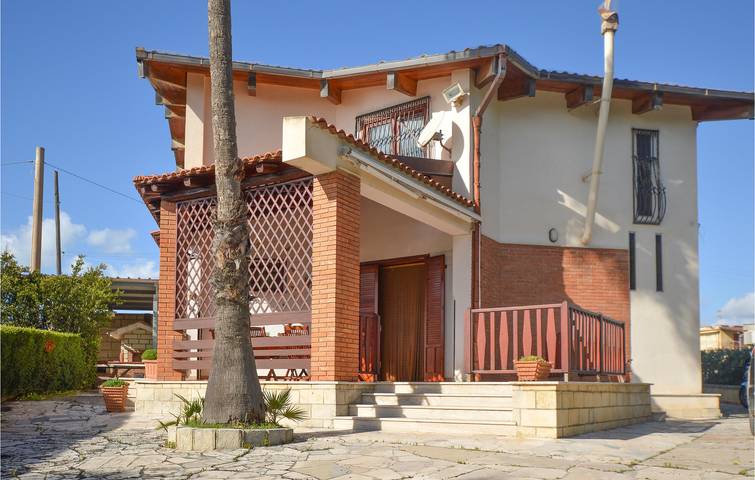 Location de vacances pour 6 personnes, avec Terrasse et Jardin à Sciacca