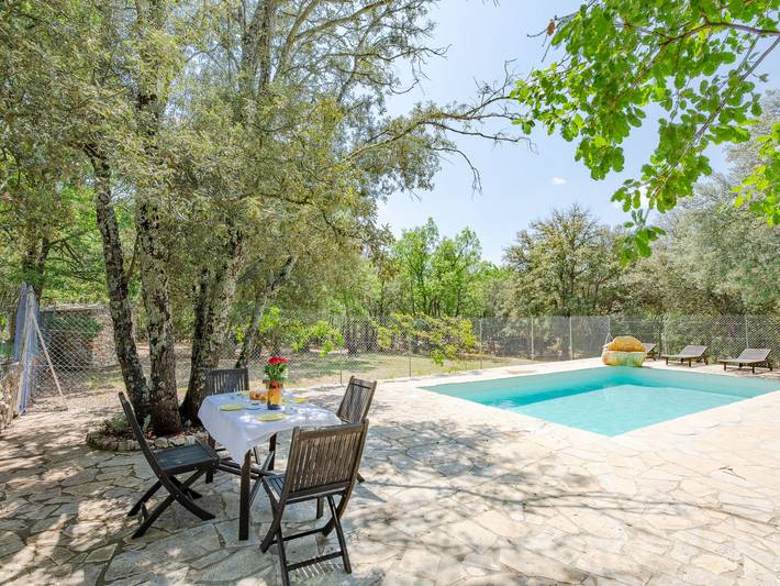 Location de vacances pour 6 personnes, avec jardin et terrasse à Régusse - 2