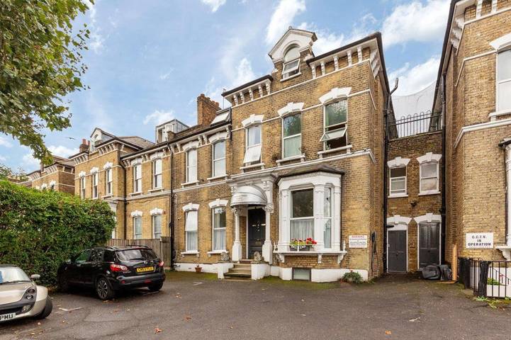 Casa de huéspuedes para 2 personas, con jardín en Londres