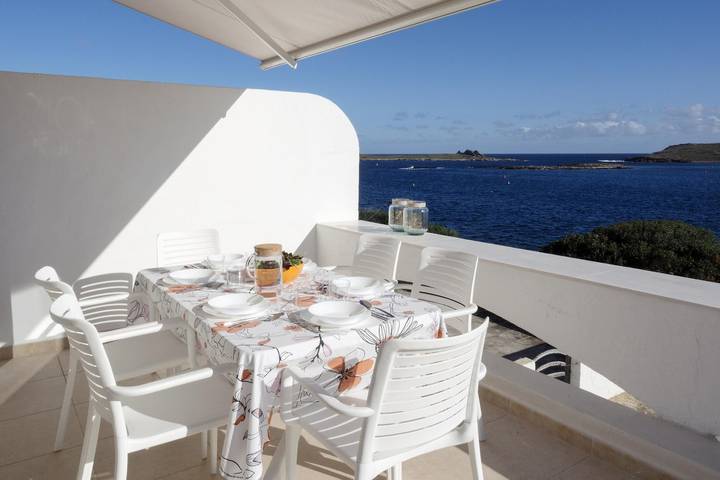 Location de vacances pour 8 personnes, avec Vue sur l’océan et Terrasse dans Na Macaret