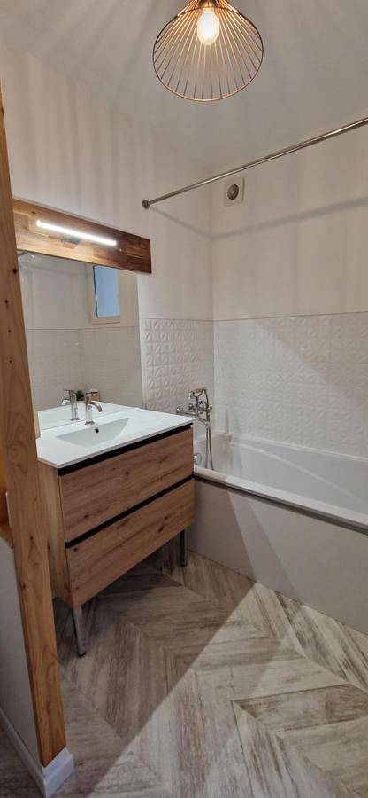 Gîte pour 4 personnes, avec Terrasse et Jardin à La Madeleine - 3