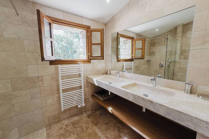 Location de vacances pour 4 personnes, avec jardin et terrasse dans Sainte-Lucie de Porto-Vecchio - 4