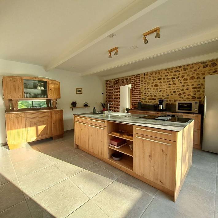 Gîte pour 12 personnes, avec jardin et terrasse ainsi que jacuzzi et sauna, animaux acceptés à La Poterie-Cap-d'Antifer - 4
