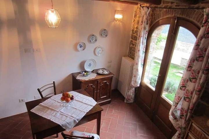 Entire apartment, Uliveto: house and panorama on the Pistoia hillside in Pistoia, Pistoia Province