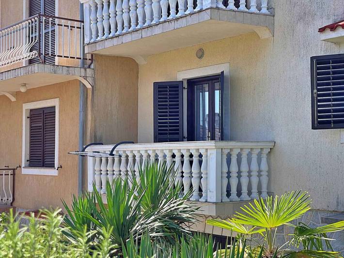 Ganze Ferienwohnung, Ferienwohnung mit Terrasse und Klimaanlage in Silo (Krk), Krk