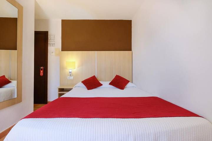 Casa de huéspuedes para 4 personas, con balcón en Sant Antoni de Portmany