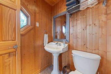 Vacation House for 10 Guests in Ontario, Picture 3