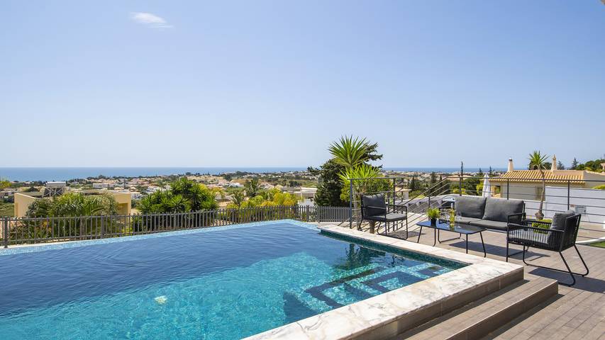 Ferienhaus für 16 Personen, mit Balkon und Terrasse sowie Garten in Albufeira - 4