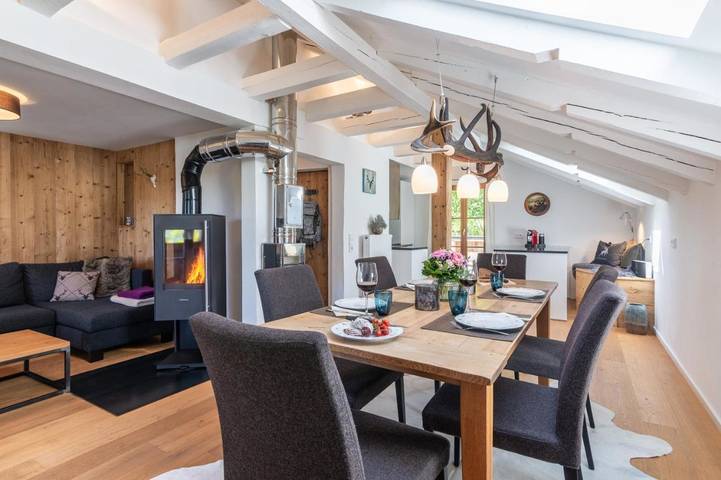 Ferienwohnung für 4 Personen, mit Balkon und Terrasse sowie Sauna und Seeblick in Bad Wiessee