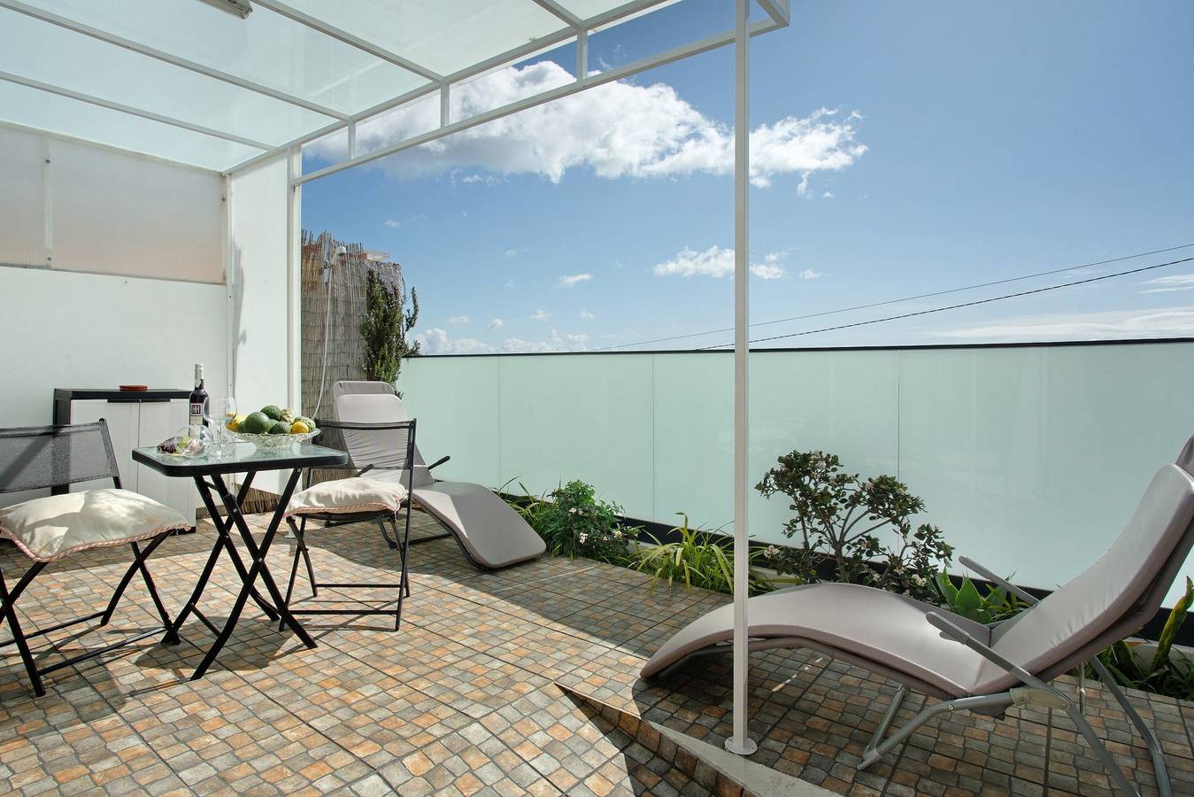 Ganze Wohnung, Ferienwohnung 'Panoramic Views I' mit Meerblick, Wi-Fi und Klimaanlage in Caniço, Madeira