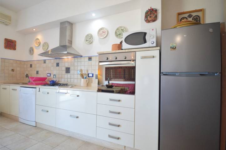 Villa Mirage frontemare con posto auto in Alcamo Marina, Alcamo