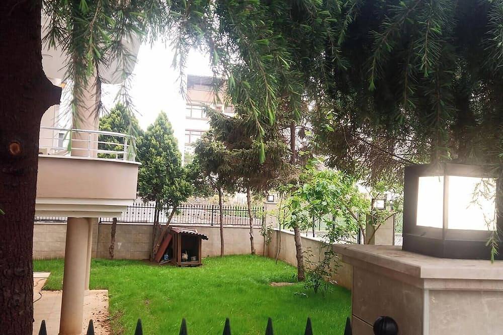 Ganze Wohnung, Elegant Seaside 3Br Retreat for Families Near Trabzon Center in Akçaabat, Provinz Trabzon