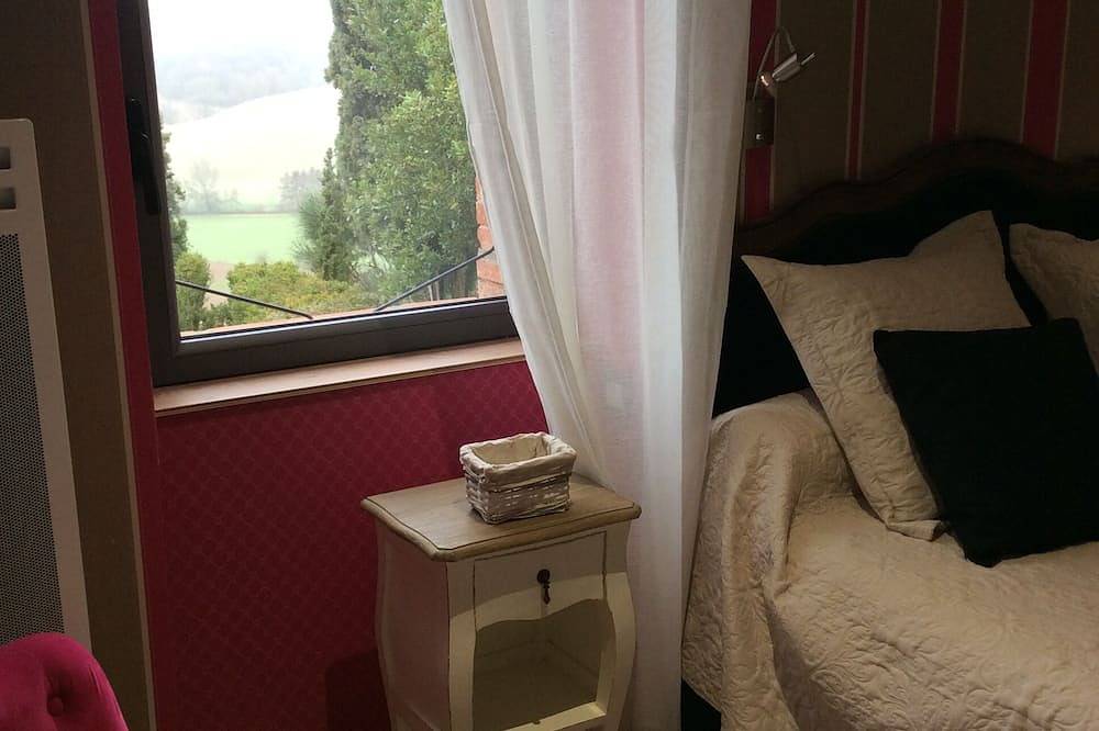 Maison Vue Pyrénées 12 personnes Piscine in Aignes, Lauragais