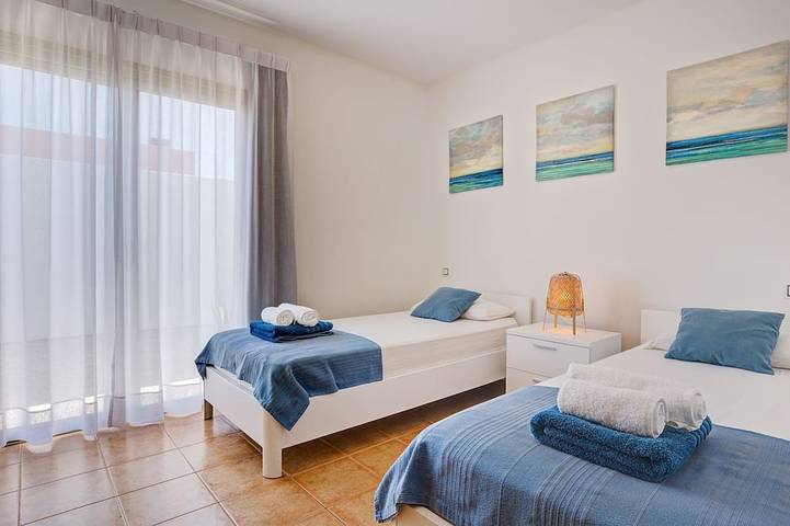 Villa für 8 Personen, mit Terrasse und Garten sowie Whirlpool auf Fuerteventura - 4