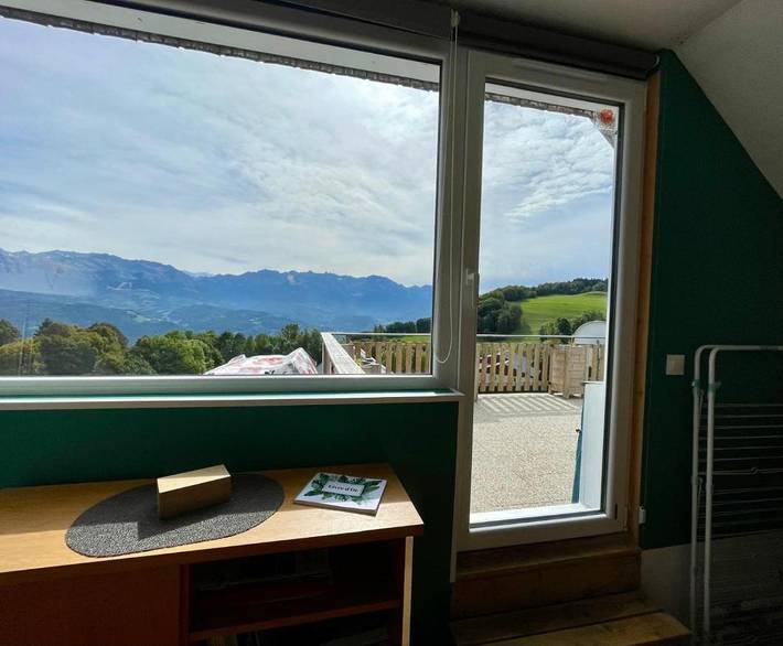 Gîte pour 4 personnes, avec terrasse et vue à Saint-Hilaire (Isère) - 3