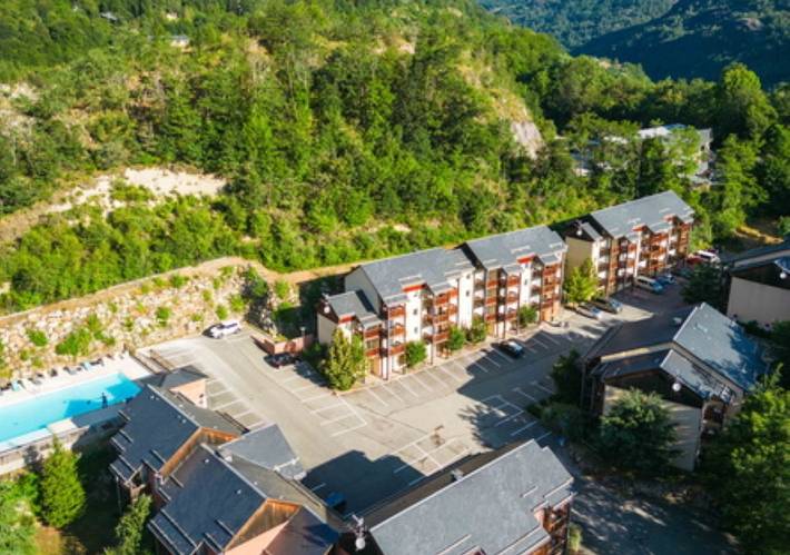 Appartement entier, Le Domaine de la Vallée d'Ax 2P4S in Ax-les-Thermes, Pyrénées