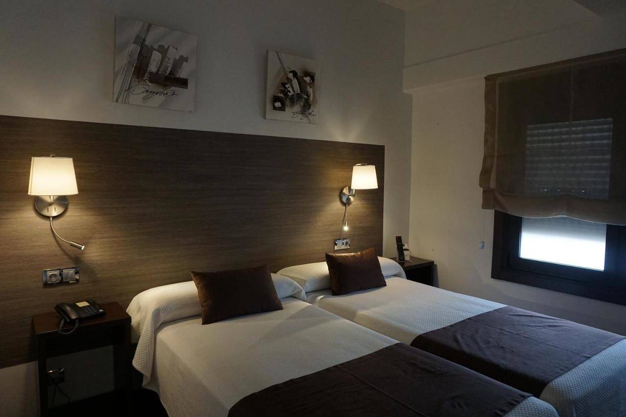 Suites Coruña in La Coruña, Costa de Galicia