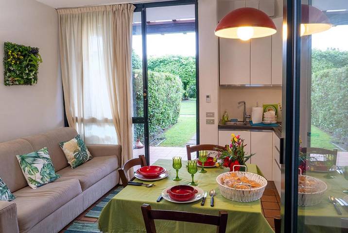 Location de vacances pour 6 personnes, avec piscine et jardin dans Iseo - 3