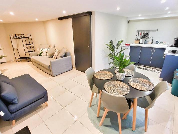 Apartamento de vacaciones para 5 personas, con vistas y jardín - 1
