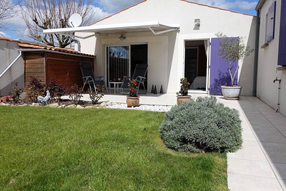 Maison L’Agapanthe in Saint-Jean-de-Liversay, Région de La Rochelle