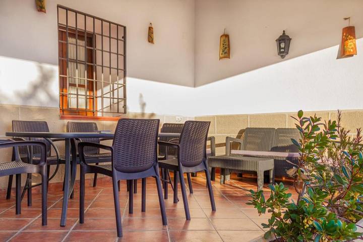 Casa rural para 10 personas, con jardín y piscina, Familias con niños en Malpartida de Plasencia - 4