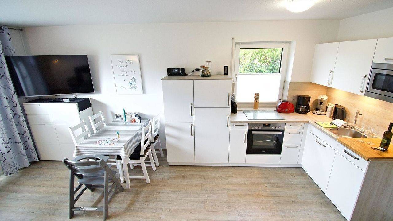 Entire holiday apartment, Holiday apartment for 2 people with terrace in Norddeich, Norden and Surroundings