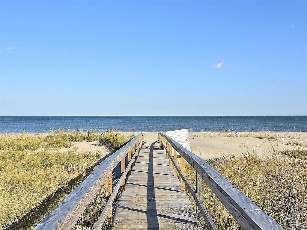 31241 Sandpiper Road in Sussex Shores, Sussex County (Delaware)