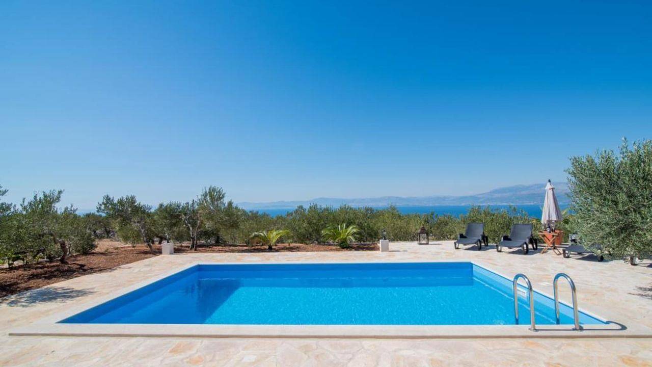 Villa für 6 Personen (80 m²) in Supetar in Supetar, Brac