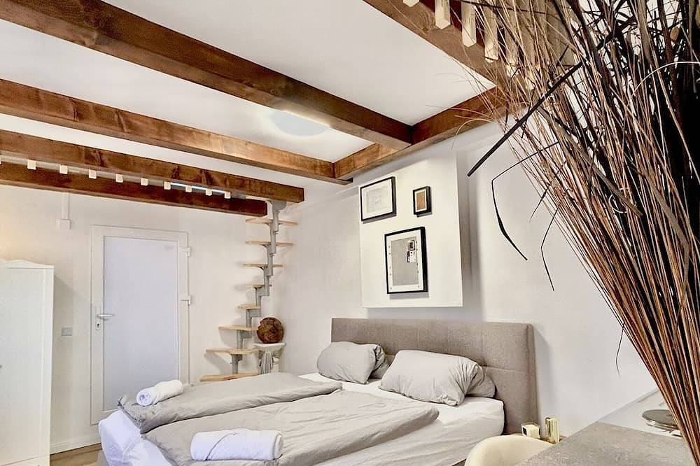Ganze Wohnung, Klein aber fein ✨Willkommen in Jüterbog 🦚 in Jüterbog, Fläming