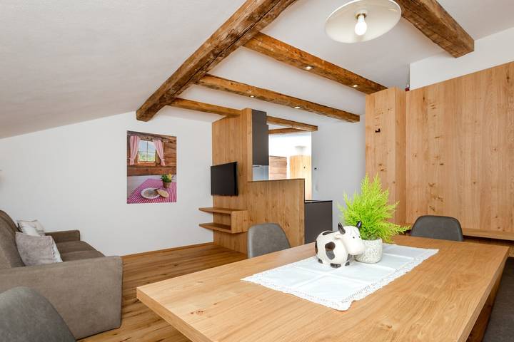 Appartamento per 7 persone, con Balcone e Giardino a Valle di Casies
