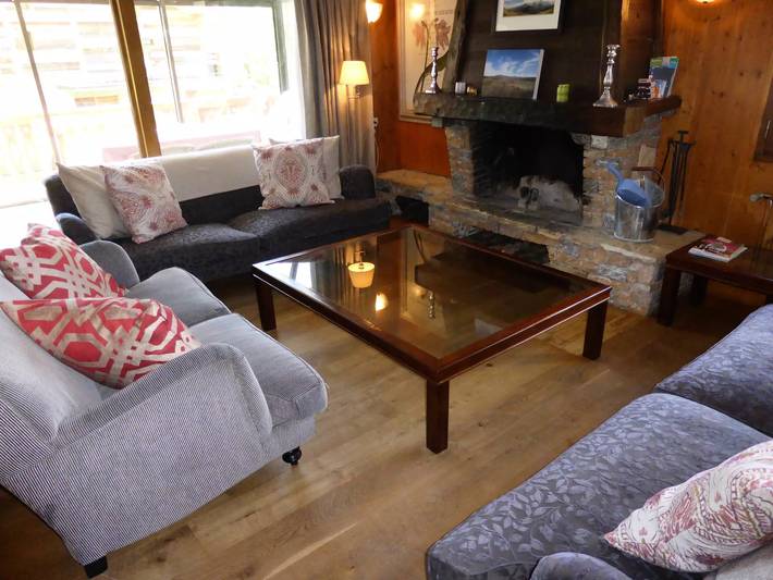 Chalet pour 15 personnes, avec Balcon et Terrasse ainsi que Jacuzzi et Jardin à Les Contamines-Montjoie