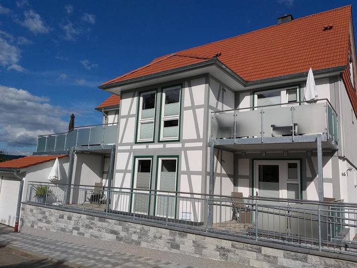 Ferienwohnung für 4 Personen, mit Terrasse und Garten sowie Sauna und Ausblick