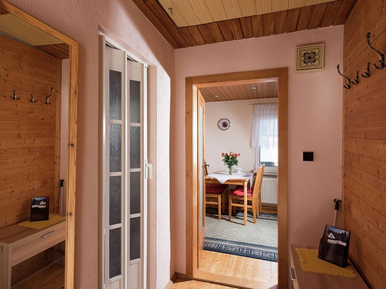 Cosily furnished holiday home in the Vogtland with terrace and swimming pool in Auerbach, Chemnitz und Umgebung