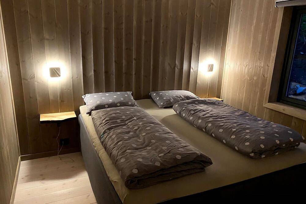 Wonderful, modern cabin, 15 minutes from Geiranger in Fjord, Norddal