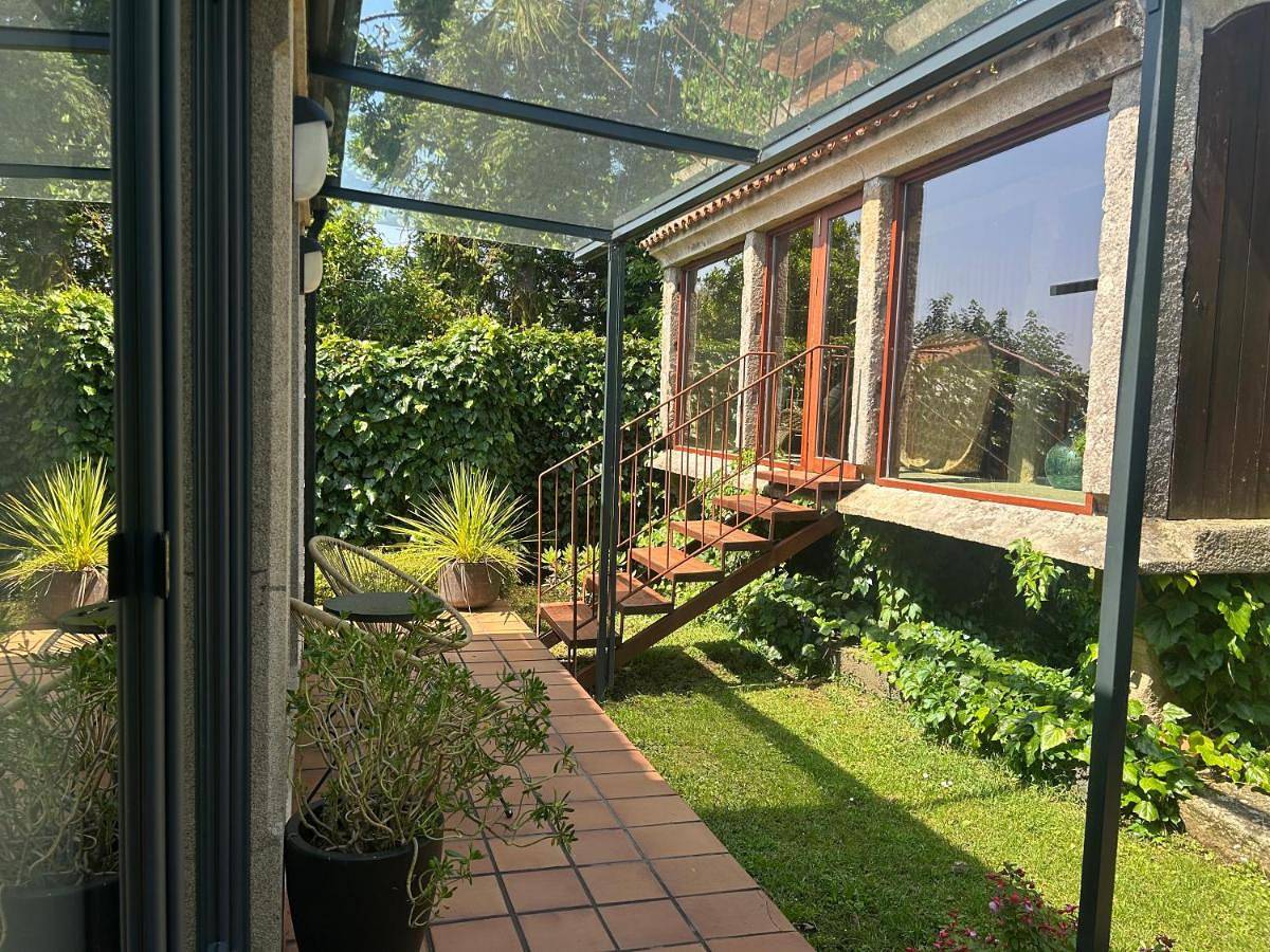 Entire apartment, One-Bedroom Apartment with Garden View "Bloque 2" in Santiago de Compostela, La Coruña Province