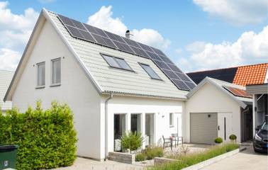 Ferienhaus für 8 Personen, mit Pool und Garten sowie Terrasse in Ystad